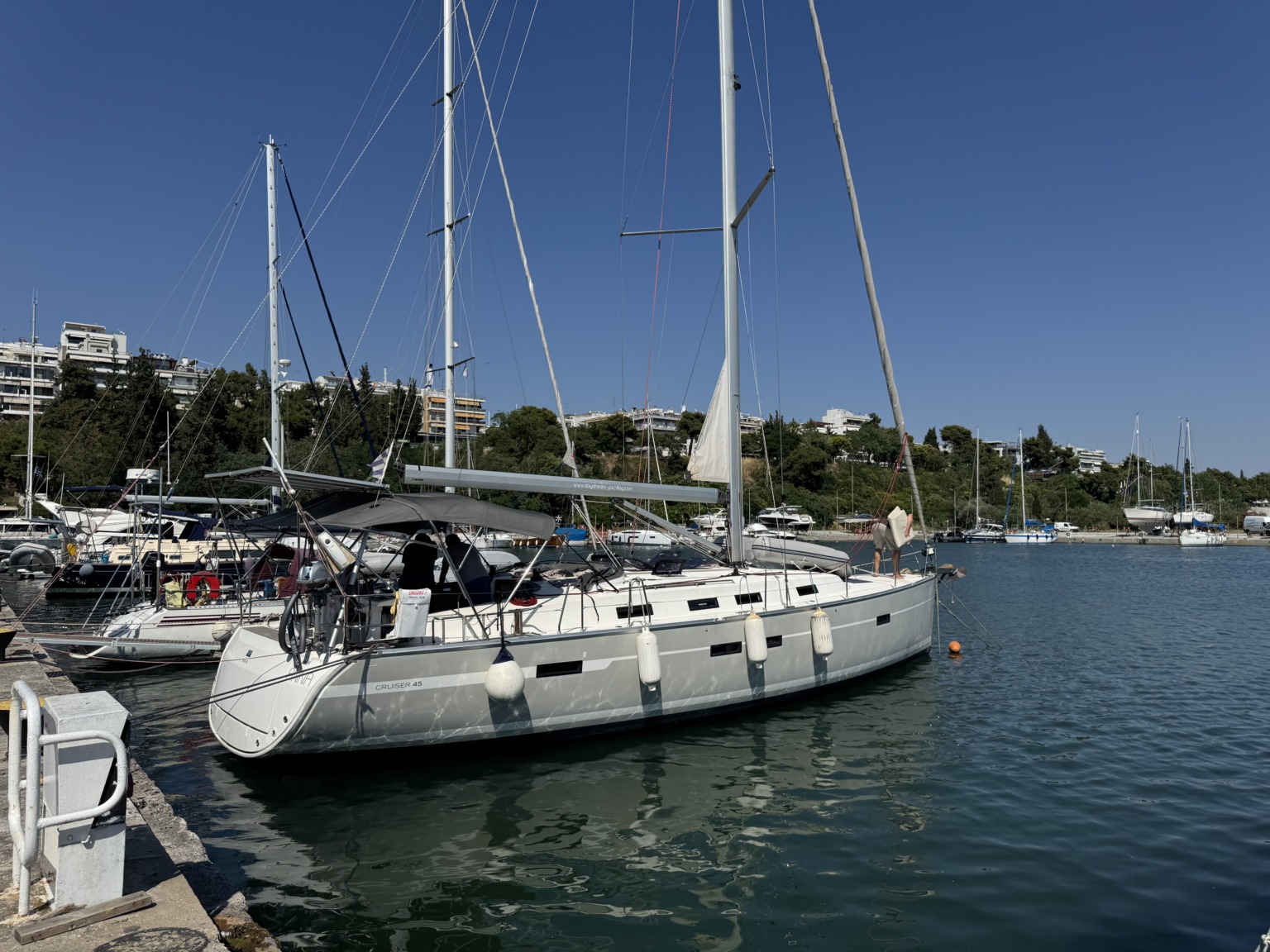 Marina mit Segelbooten