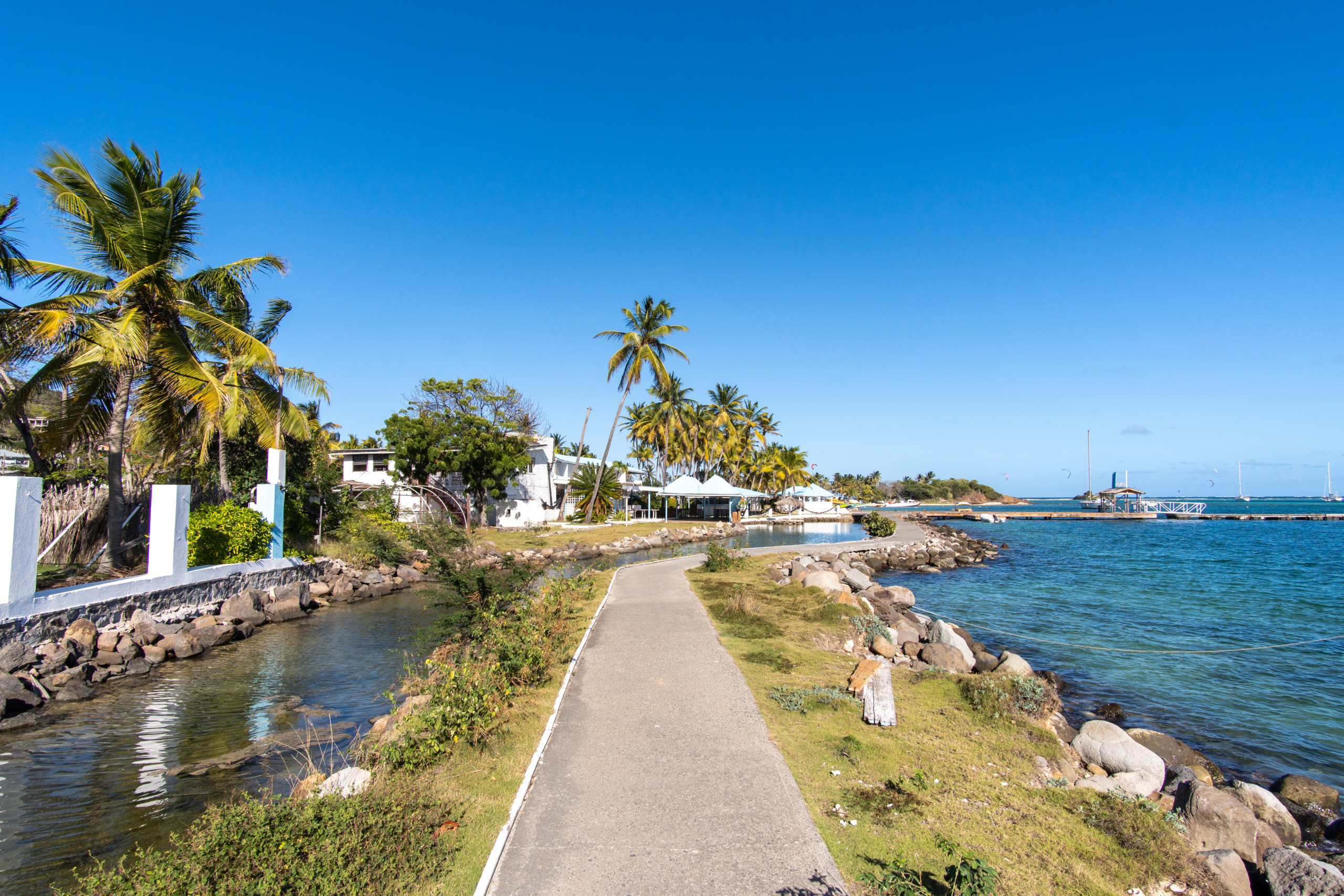 Sail and Chill - Segelreise in die Karibik, Horizont über St. Vincent und die Grenadinen